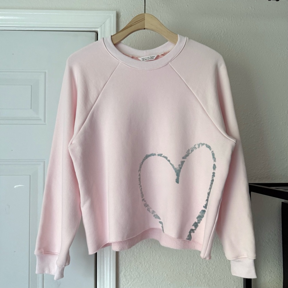 BLUE‎ STUDIO LOS ANGELES pink cotton fray boxy cropped raglan heart pullover